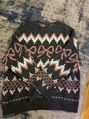Beverly and Beck bow sweater